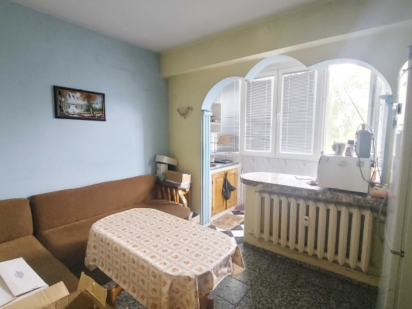 Дава се под наем Тристаен апартамент в София, Център - 88 кв.м за 179000 € - Снимка #1