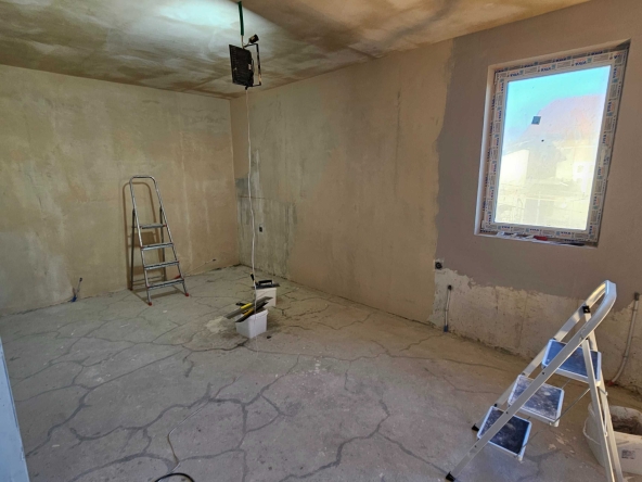 Двустаен апартамент в Разград, Бели Лом - 72 кв.м за 1417 €/кв.м - Снимка #1