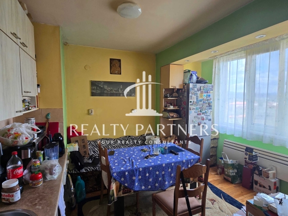 Двустаен апартамент в Перник, Изток - 70 кв.м за 1100 €/кв.м - Снимка #1