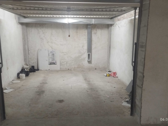 Дава се под наем Гараж / Паркомясто в София, Център - 19 кв.м за 102 € - Снимка #1