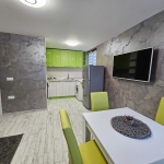 Дава се под наем Етаж от къща в Божурище - 90 кв.м за 484.5 € - Снимка #1