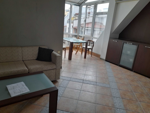 Тристаен апартамент в Пловдив, Кършияка - 70 кв.м за 1829 €/кв.м - Снимка #1
