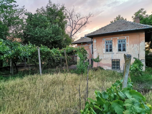 Къща в с. Куцина, Област Велико Търново - 105 кв.м за 210 €/кв.м - Снимка #1