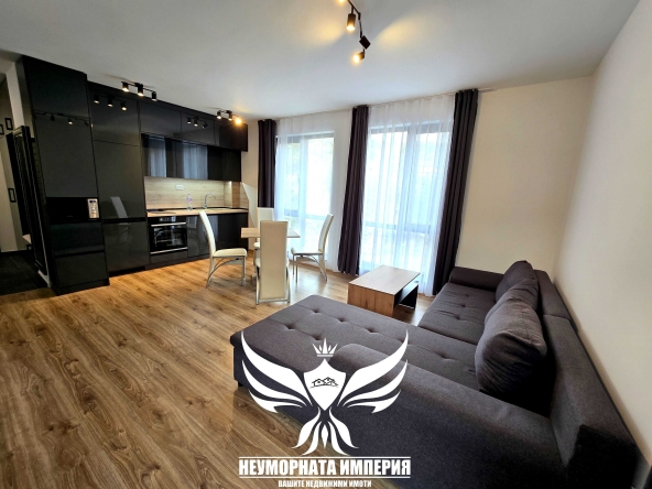 Дава се под наем Тристаен апартамент в Асеновград - 77 кв.м за 511 € - Снимка #1