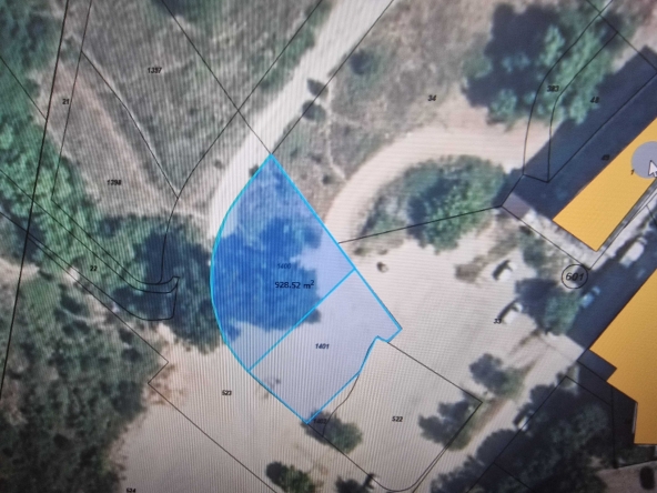 Парцел в Благоевград, Освобождение - 937 кв.м за 154 €/кв.м - Снимка #1