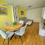 Дава се под наем Тристаен апартамент в София, Изток - 72 кв.м за 920 € - Снимка #1