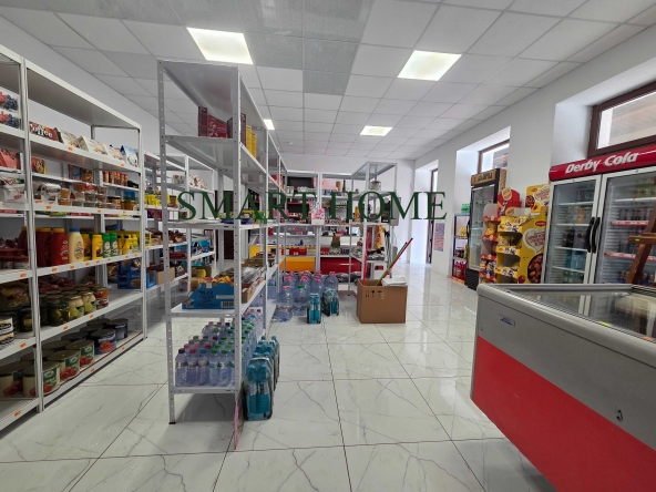 Дава се под наем Магазин в Велико Търново, Център - 80 кв.м за 382.5 € - Снимка #1