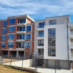 Тристаен апартамент в Благоевград, Освобождение - 106 кв.м за 1000 €/кв.м - Снимка #1