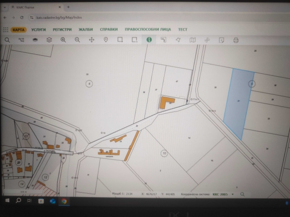 Земеделски имот в с. Желязно, Област Пловдив -  кв.м за 10519 €/дка - Снимка #1