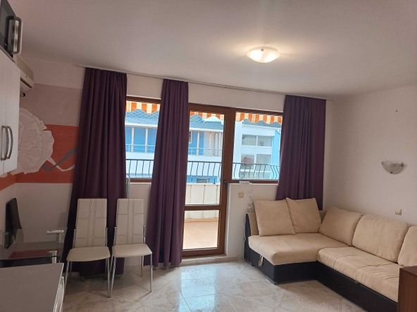 Едностаен апартамент в к.к. Слънчев бряг - 25 кв.м за 9 €/кв.м - Снимка #1