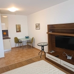 Дава се под наем Едностаен апартамент в Ахелой - 30 кв.м за 229.5 € - Снимка #1