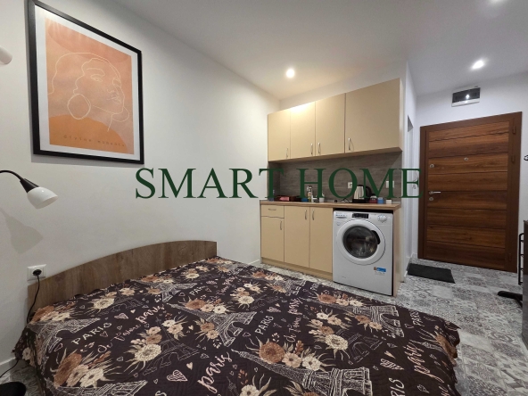 Дава се под наем Едностаен апартамент в Велико Търново, Център - 25 кв.м за 428.91 € - Снимка #1