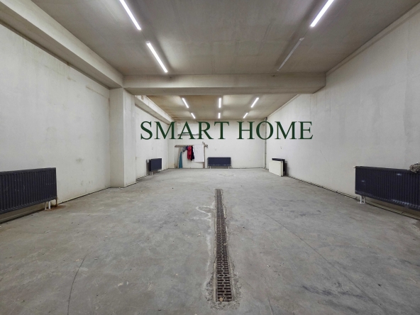 Дава се под наем Склад в Велико Търново, Център - 192 кв.м за 598.23 € - Снимка #1