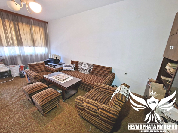 Дава се под наем Четиристаен апартамент в Асеновград - 105 кв.м за 354.96 € - Снимка #1