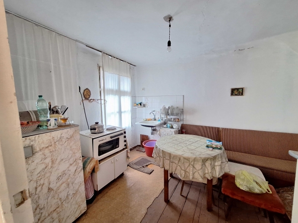 Къща в Асеновград - 64 кв.м за 406 €/кв.м - Снимка #1