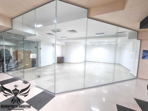 Дава се под наем Магазин в Асеновград - 61 кв.м за 204 € - Снимка #1