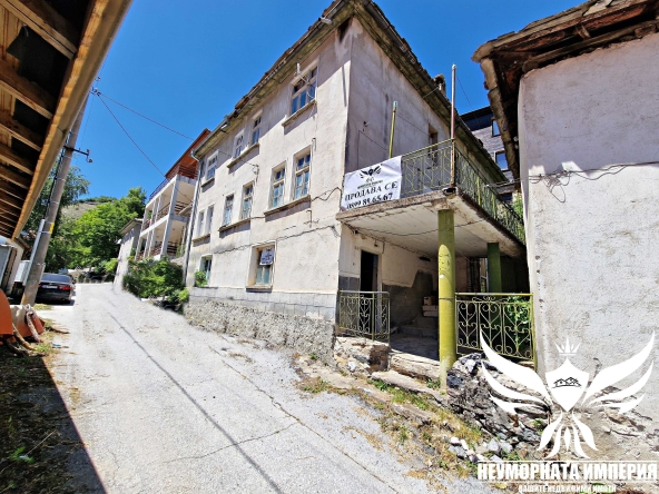 Къща в с. Орехово, Област Смолян - 145 кв.м за 117 €/кв.м - Снимка #1