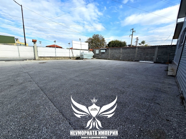 Дава се под наем Гараж / Паркомясто в Асеновград - 240 кв.м за 43.86 € - Снимка #1