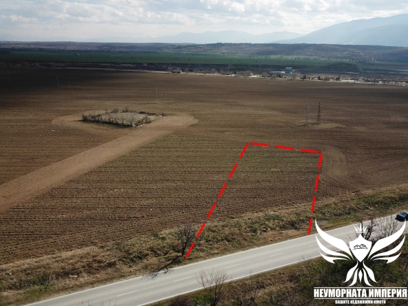 Дава се под наем Парцел в Асеновград - 1300 кв.м за 182.07 € - Снимка #1