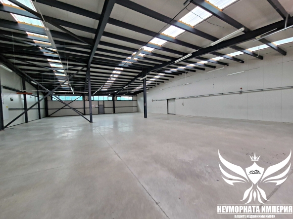 Дава се под наем Склад в Асеновград - 550 кв.м за 1396.38 € - Снимка #1