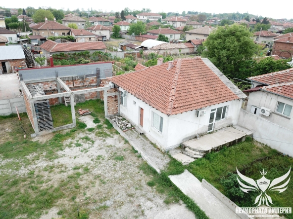 Къща в Садово - 85 кв.м за 966 €/кв.м - Снимка #1