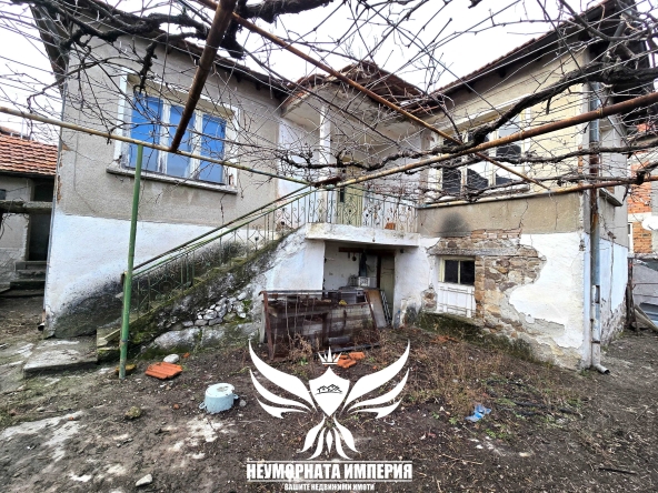 Къща в с. Стоево, Област Пловдив - 155 кв.м за 214 €/кв.м - Снимка #1