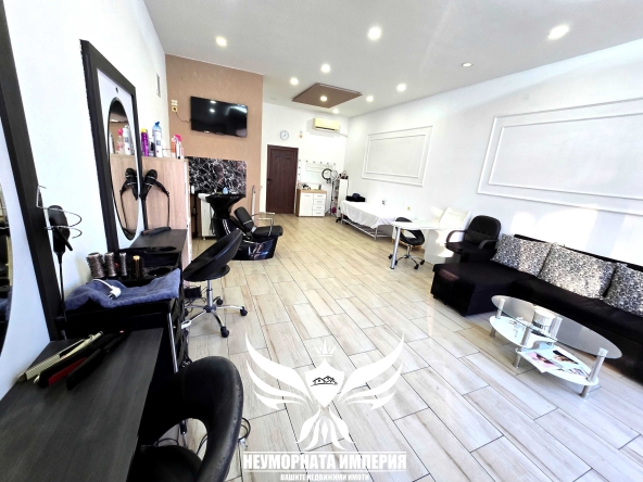 Дава се под наем  в Асеновград -  кв.м за 408.51 € - Снимка #1