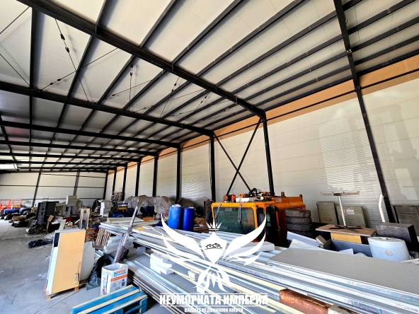 Дава се под наем Склад в Асеновград - 700 кв.м за 2443.41 € - Снимка #1