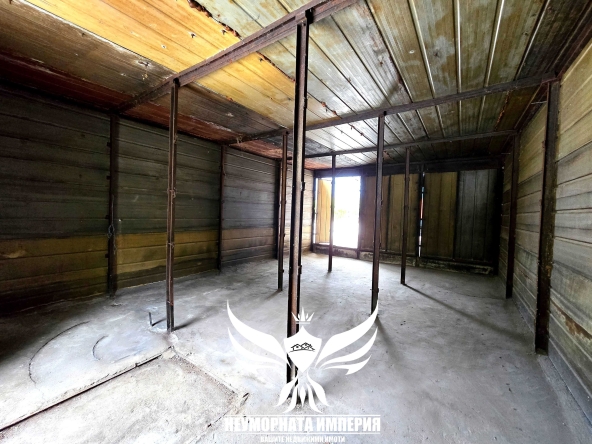 Дава се под наем Склад в Асеновград - 40 кв.м за 154.53 € - Снимка #1