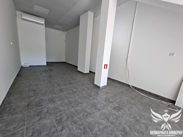 Магазин в Асеновград - 37 кв.м за 1020 €/кв.м - Снимка #1