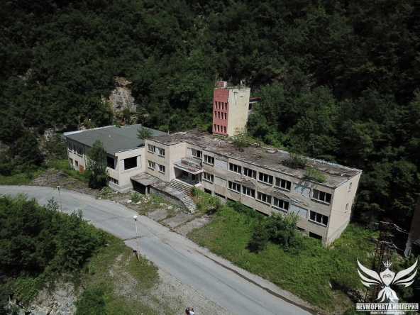 Хотел в Лъки - 2200 кв.м за 33 €/кв.м - Снимка #1