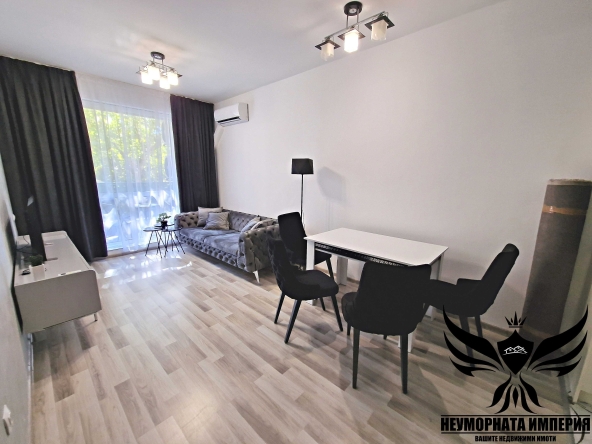 Дава се под наем Тристаен апартамент в Пловдив, Център - 89 кв.м за 666.06 € - Снимка #1