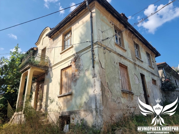 Къща в Чепеларе - 243 кв.м за 135 €/кв.м - Снимка #1