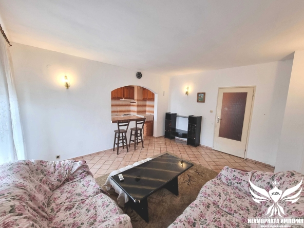 Тристаен апартамент в Асеновград - 87 кв.м за 698 €/кв.м - Снимка #1