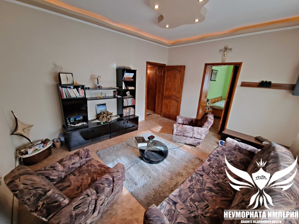 Четиристаен апартамент в Асеновград - 128 кв.м за 554 €/кв.м - Снимка #1