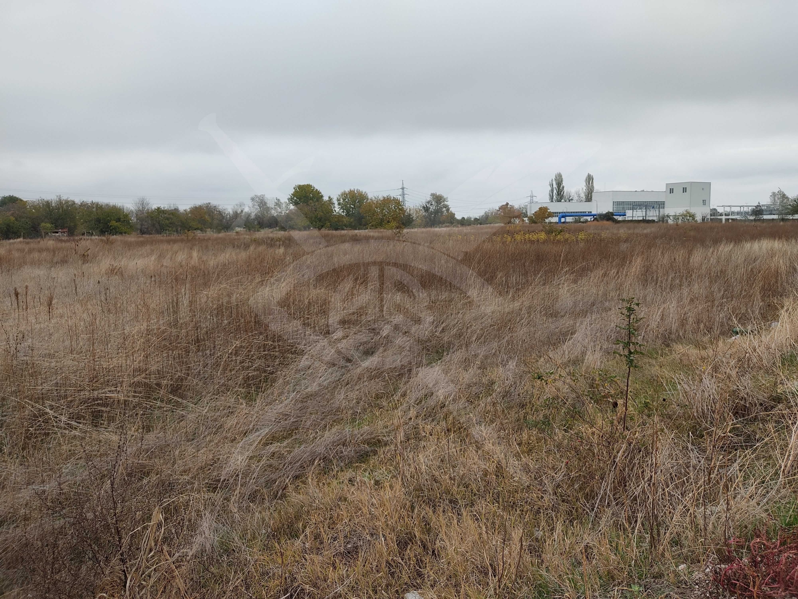 Парцел в Пловдив, Индустриална зона - Тракия - 28821 кв.м за 18 €/кв.м - Снимка #1