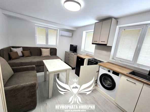 Дава се под наем Едностаен апартамент в Асеновград - 20 кв.м за 259.08 € - Снимка #1