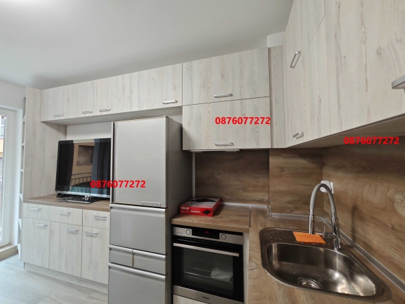 Дава се под наем Двустаен апартамент в Варна, Център - 56 кв.м за 518.67 € - Снимка #1