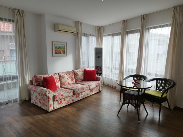 Дава се под наем Едностаен апартамент в Несебър - 42 кв.м за 248.88 € - Снимка #1