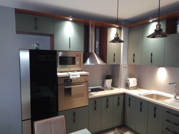 Дава се под наем Двустаен апартамент в Варна, Левски - 65 кв.м за 598.23 € - Снимка #1