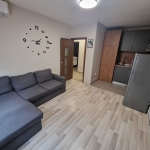 Тристаен апартамент в Благоевград, Широк център - 60 кв.м за 1012 €/кв.м - Снимка #1