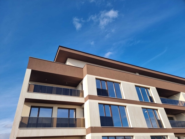 Тристаен апартамент в Благоевград, Баларбаши - 110 кв.м за 584 €/кв.м - Снимка #1