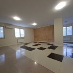 Дава се под наем Тристаен апартамент в София, Градина - 110 кв.м за 767.55 € - Снимка #1