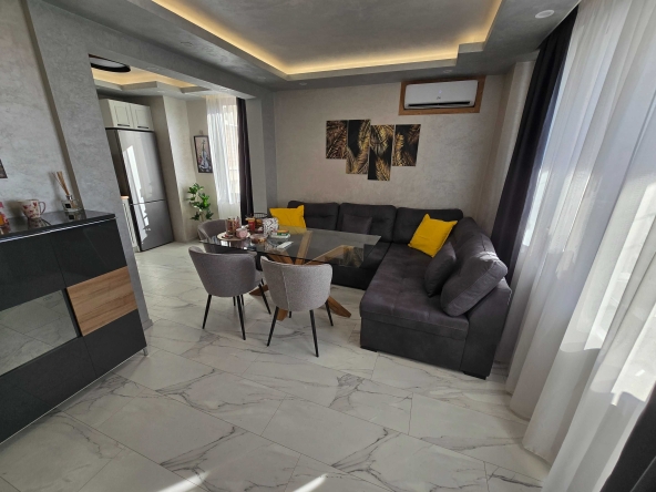 Тристаен апартамент в Велико Търново, Колю Фичето - 85 кв.м за 1140 €/кв.м - Снимка #1