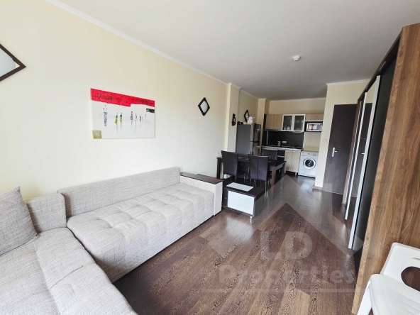 Двустаен апартамент в к.к. Златни пясъци - 67 кв.м за 822 €/кв.м - Снимка #1