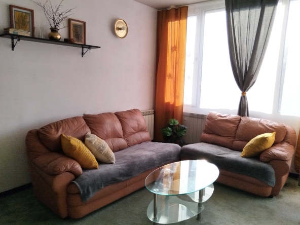 Дава се под наем Двустаен апартамент в Пловдив, Център - 60 кв.м за 398.82 € - Снимка #1