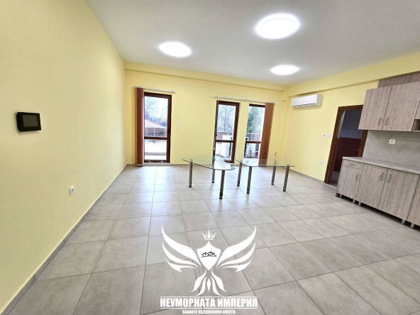 Дава се под наем Офис в Асеновград - 43 кв.м за 278.97 € - Снимка #1