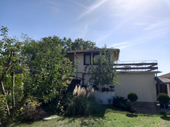 Къща в с. Манастир, Област Варна - 90 кв.м за 482 €/кв.м - Снимка #1