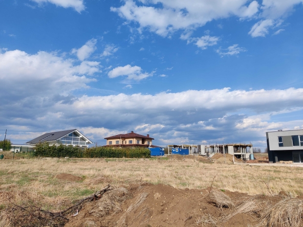 Парцел в с. Бистрица, Област София-град - 533 кв.м за 198 €/кв.м - Снимка #1