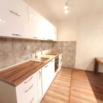 Дава се под наем Двустаен апартамент в Перник, Изток - 64 кв.м за 418.71 € - Снимка #1